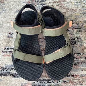 Tevas